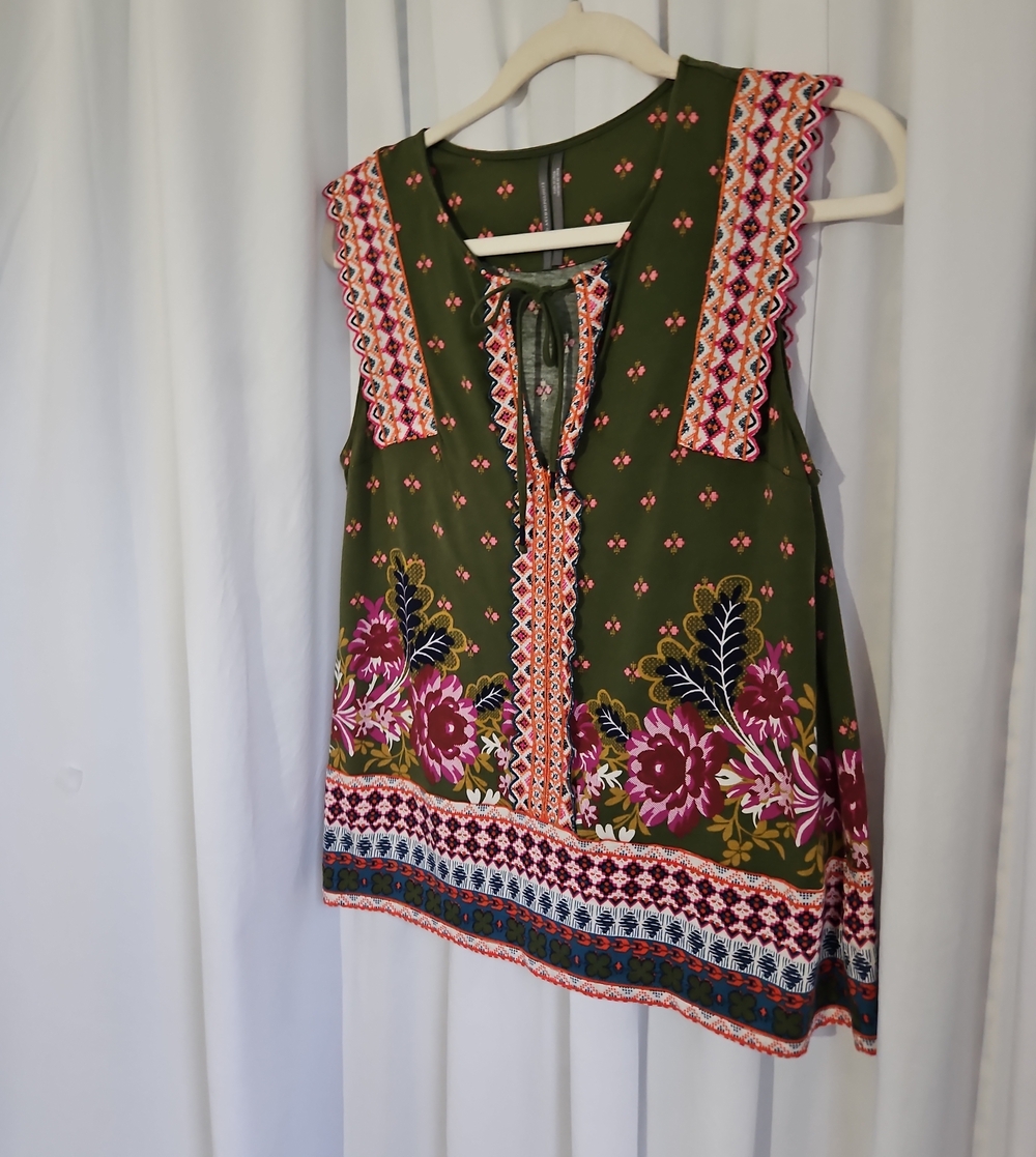 By Anthropologie Olive Floral Tie-Front Sleeveless Tunic - Size Small